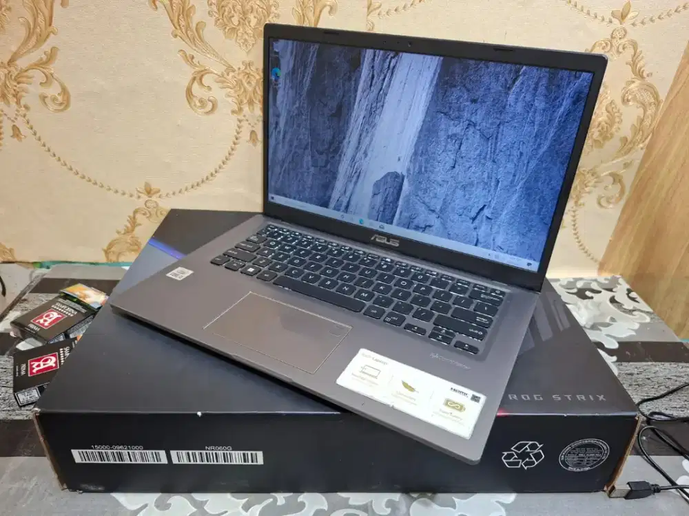 LAPTOP ASUS VIVOBOOK X415JA INTEL CORE I3-1005G1 -SSD 256GB -4GB -