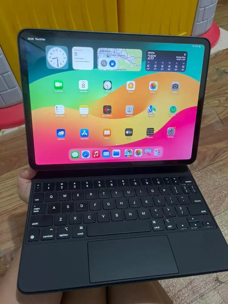 Dijual Ipad pro 2020 gen 2 + Magic keyborad V.2 + Apple pencil V.2