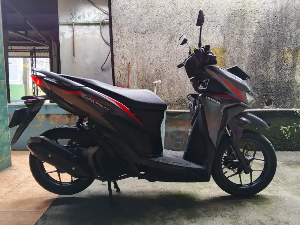 Honda new vario 125 2018 pajak panjang km low