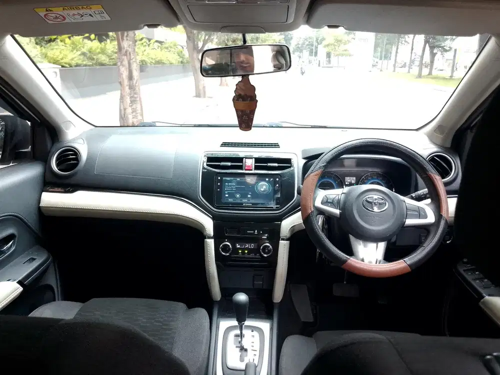 (KM32000) TOYOTA RUSH GR AT 2022 NIK 2021 ISTIMEWA KM RENDAH!!