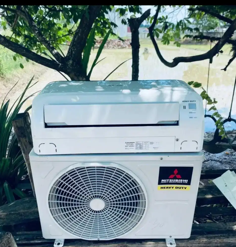 AC Mitsubishi 1/2pk dijamin dingin