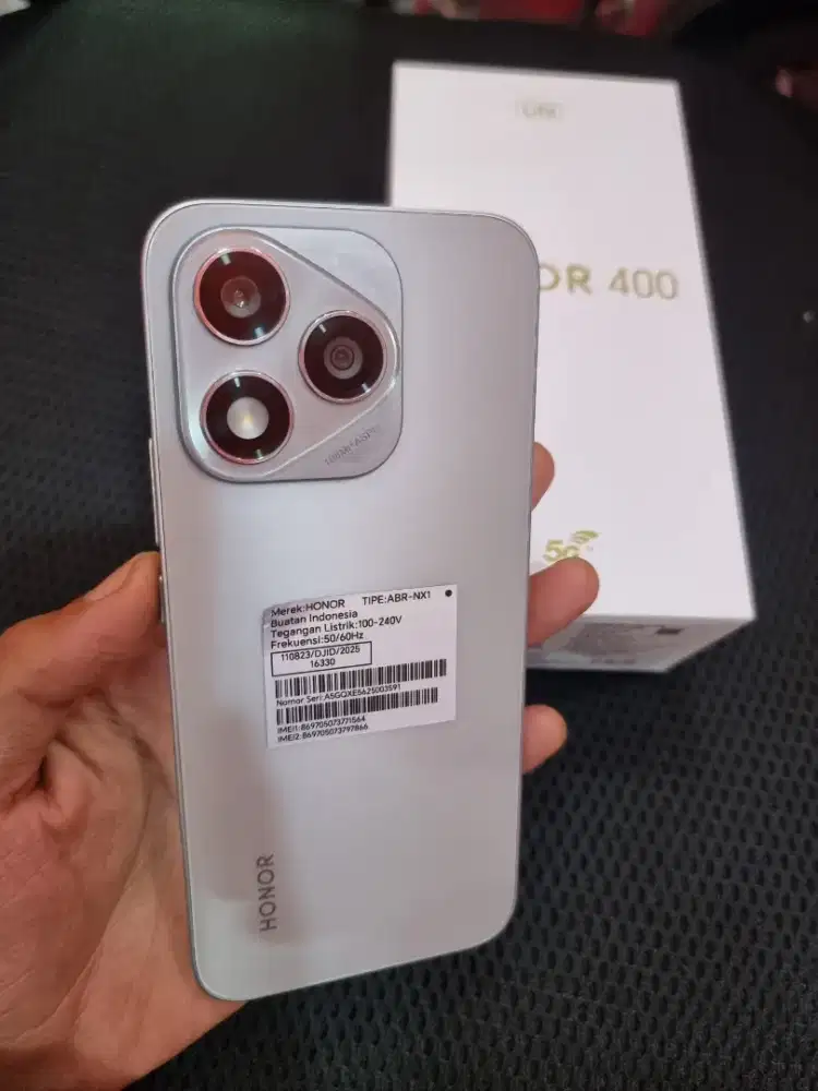 Hono 400 lite 5G Ram 8/256 GB Garansi Maret 2026