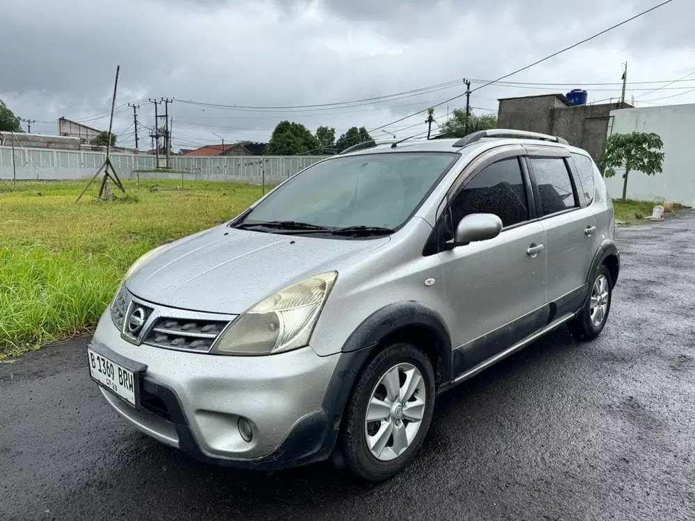 Nissan Livina Xgear Automatic 2013