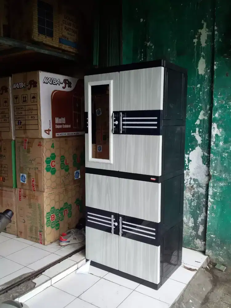 lemari plastik 4 susun