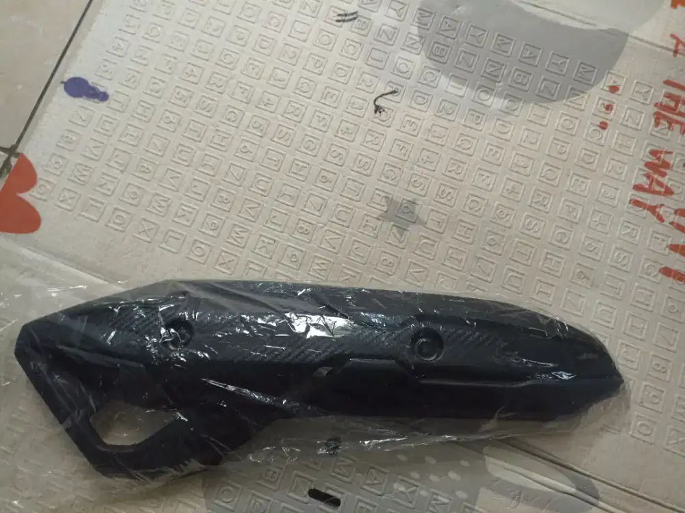 Tameng dan muffler knalpot motor honda beat fi,beat karbu,scopy,vario