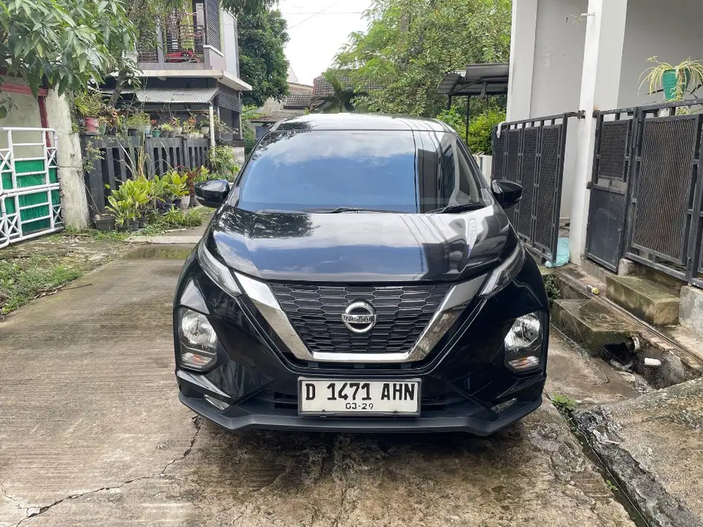 Jual Nissan Livina VE AT 2019
