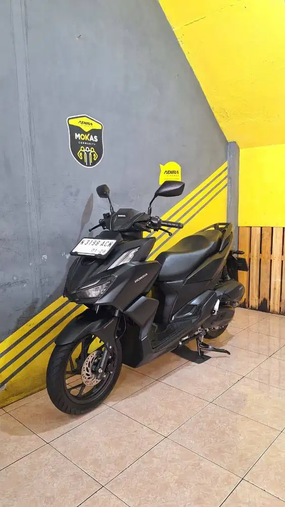 Vario 160 cbs 2022 tangan pertama mesin segel bergaransi siap kirim