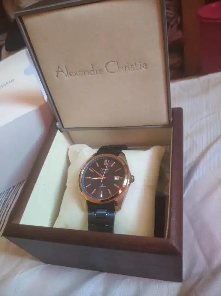 Jam tangan Alexandre Critiie