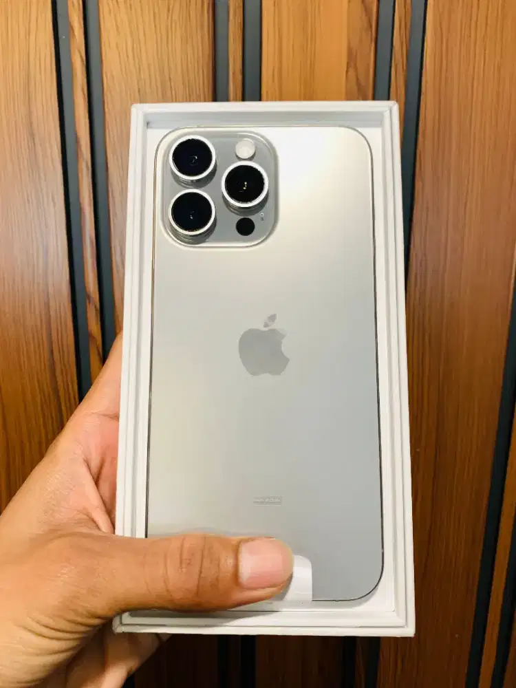 iPhone 15 pm natural titanium 256gb iBox