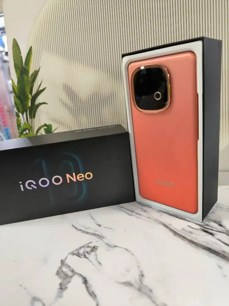 IQOO NEO 10 16+16/512GB