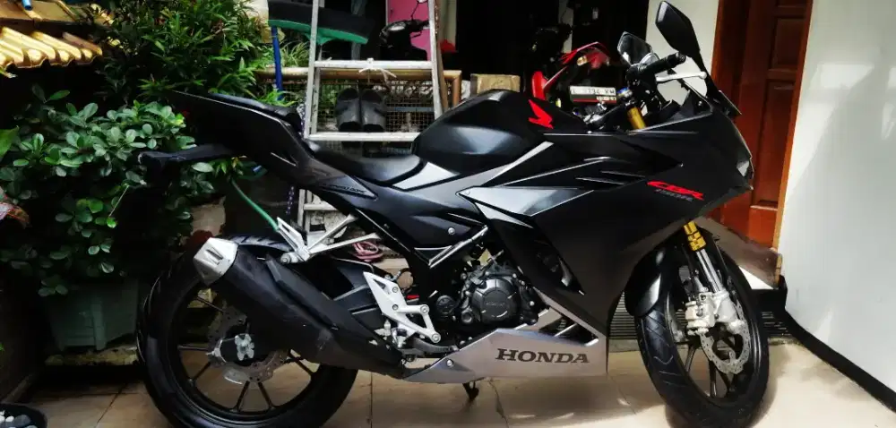 Cbr 150r istimewa