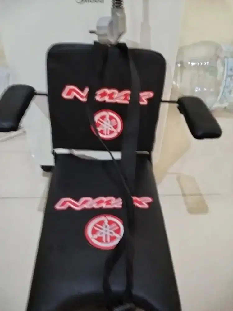 Tempat duduk anak motor nmax