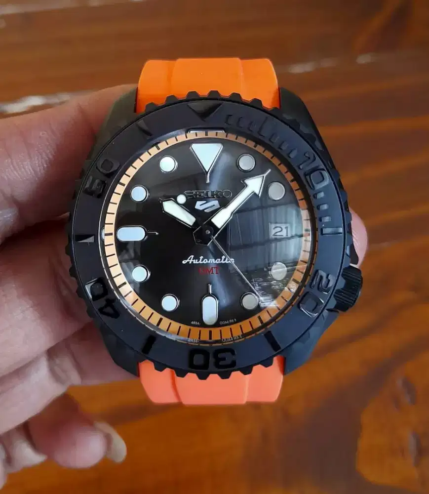 Seiko mod black srpd nh35 movement automatic