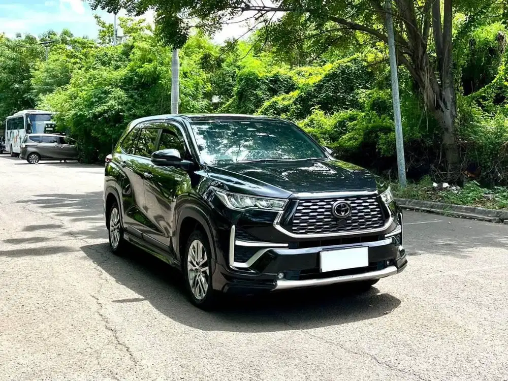 Toyota Innova Zenix Q Hybrid Modalista AT
2023