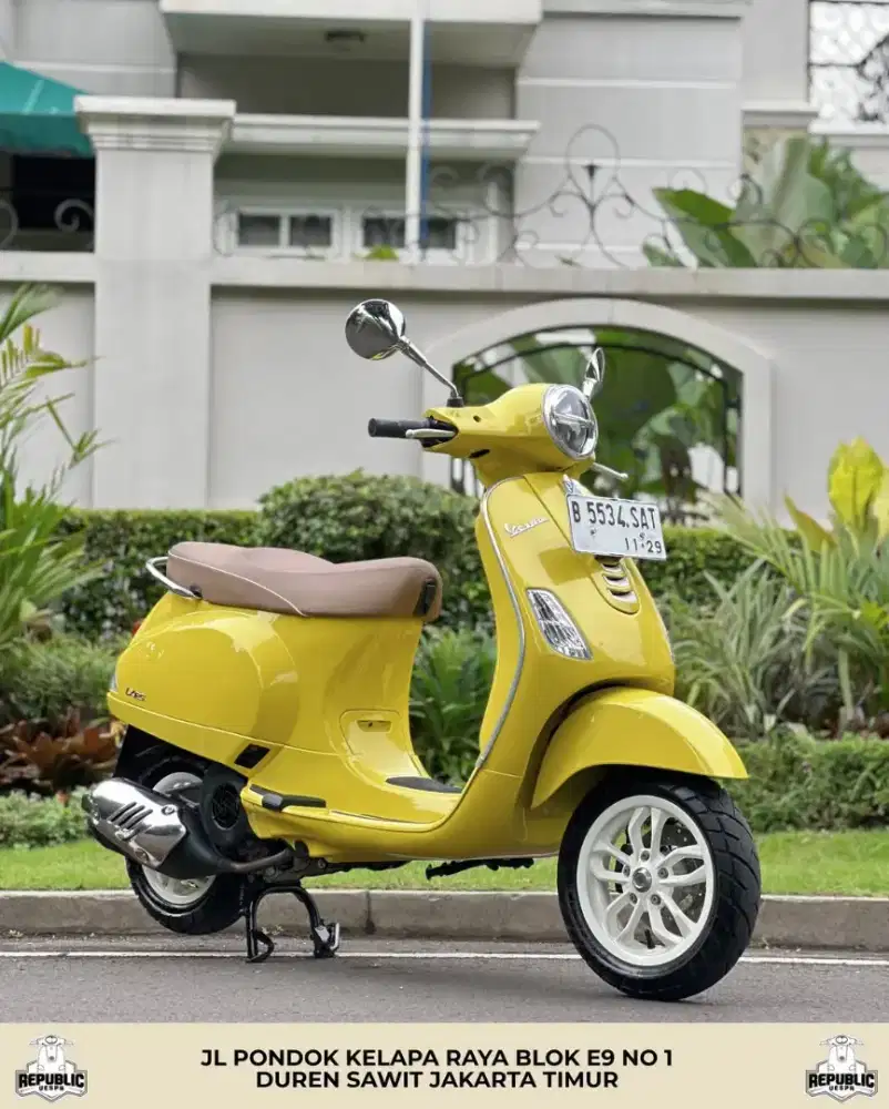 DIJUAL CEPAT PIAGGIO VESPA LX 125 IGET LED TH 2024 PERFECT CONDITION