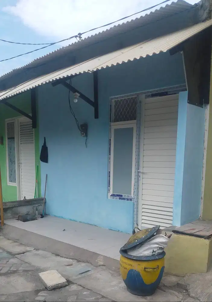 Disewakan rumah di Gresik kota kec. Gresik