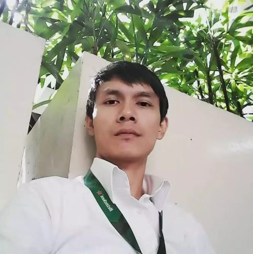 Manager Bar dan konsultan FB