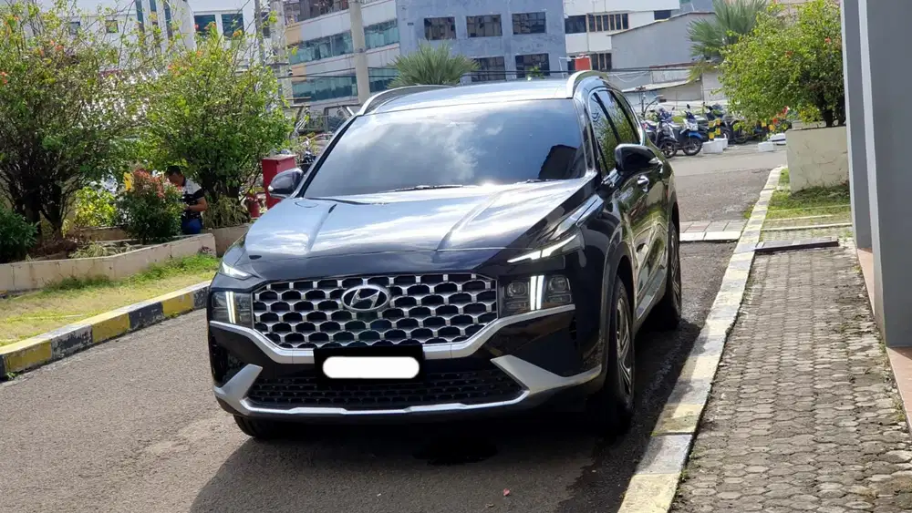 Km38rb hyundai santafe signature 2021 pakai 2022 hitam bensin