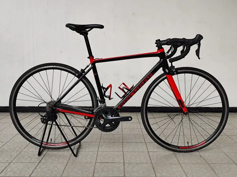 Roadbike Polygon Strattos S3 (2019) M