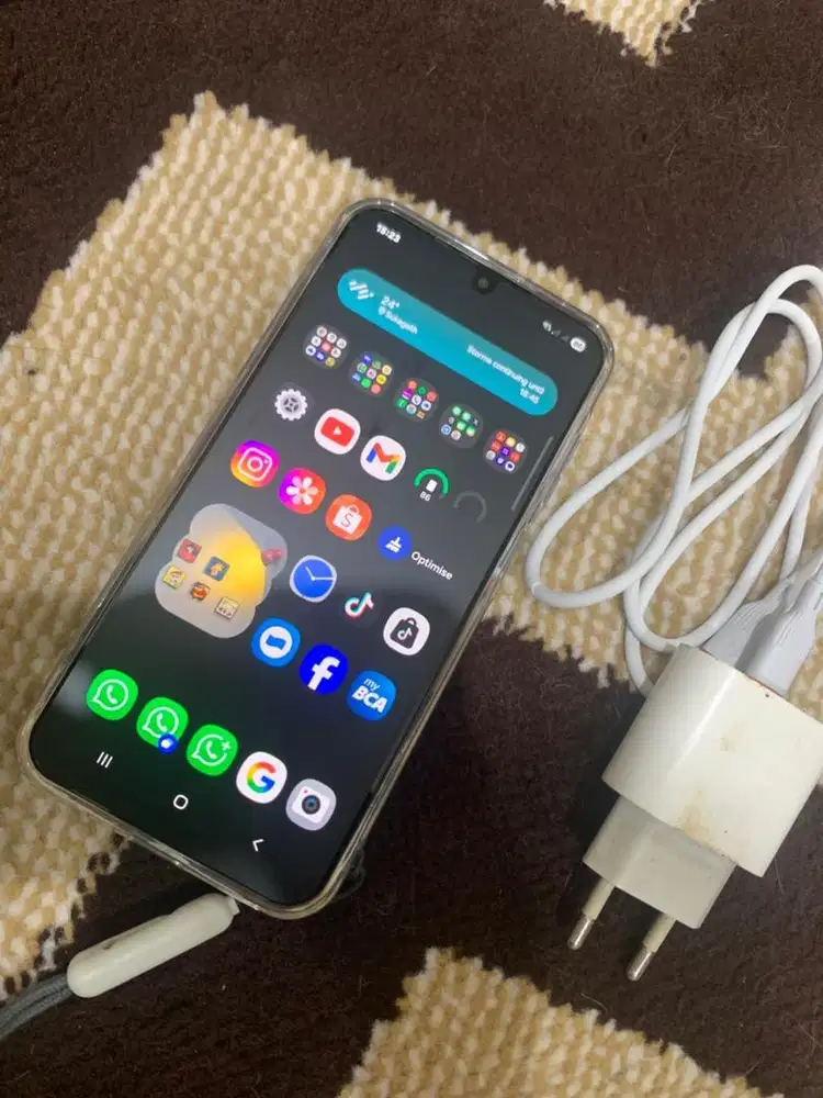 Samsung a15 5G ram 8/256 batang