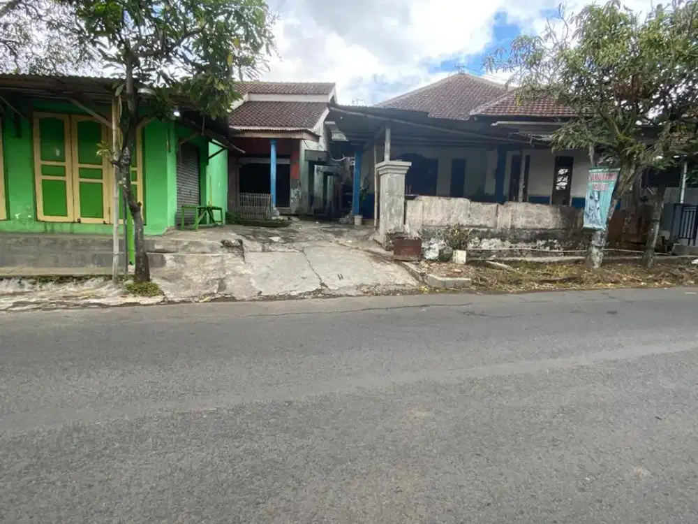rumah wagir 0 jalan raya cocok buat usaha supermarket cafe dkt sukun klayatan