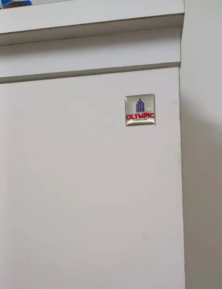 LEMARI OLYMPIC (PUTIH)