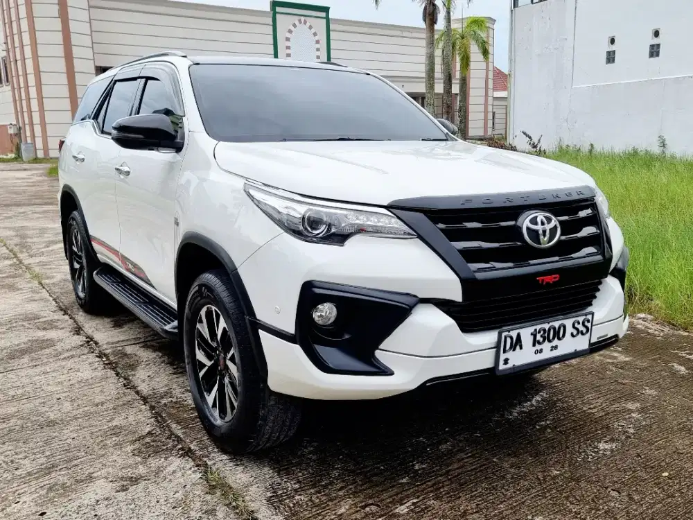 Toyota Fortuner SRZ TRDSportivo Matic 2018 Istimewa .Cash/Kredit