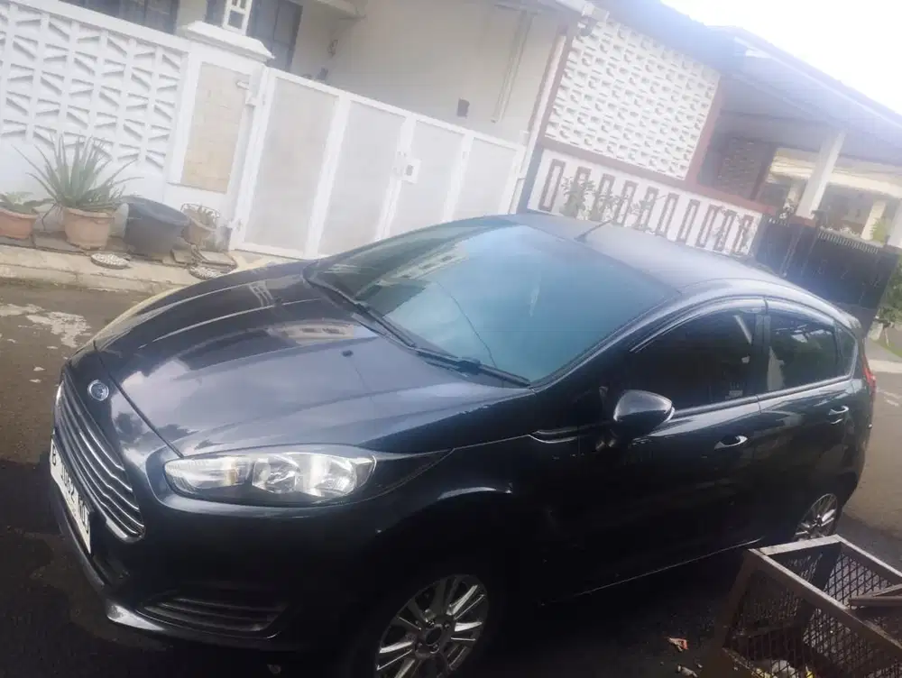Ford Fiesta 2015 Bensin