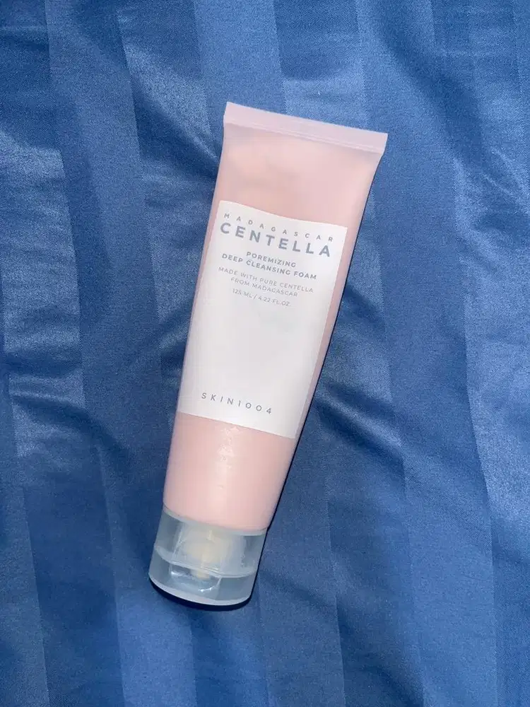 preloved facewash skin1004 pink