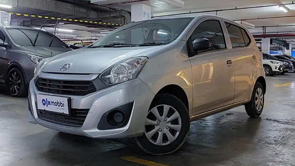 TDP 5,JT Daihatsu Ayla 1.0 D Bensin-MT Silver 2021