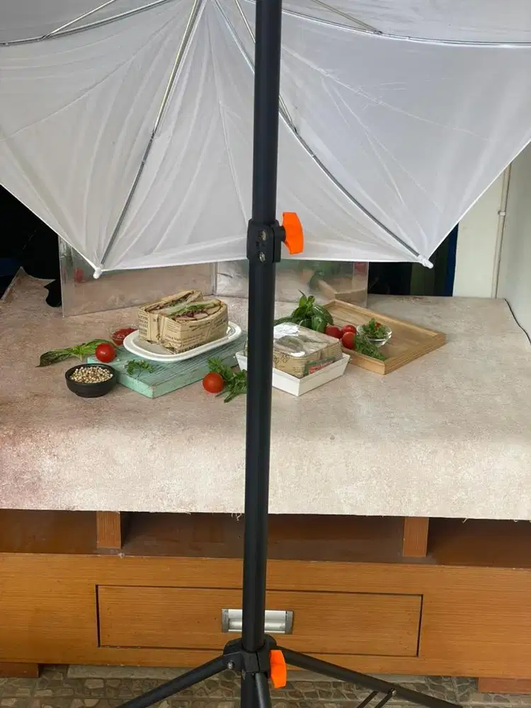 Staff Dapur Produksi