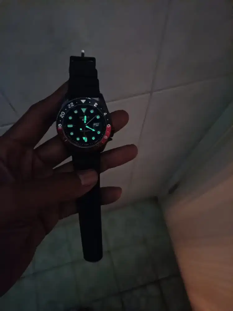 Jam tangan seiko