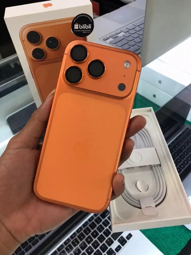 Iphone 17 pro 256gb second resmi like new