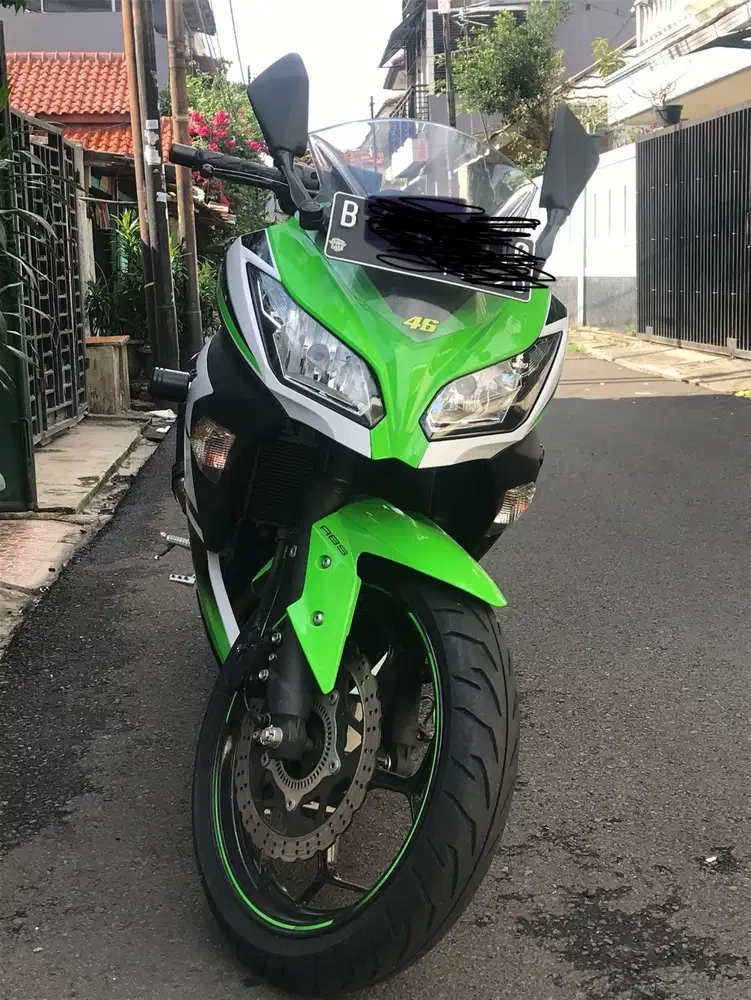 Kawasaki Ninja 250 FI edisi Anniversary