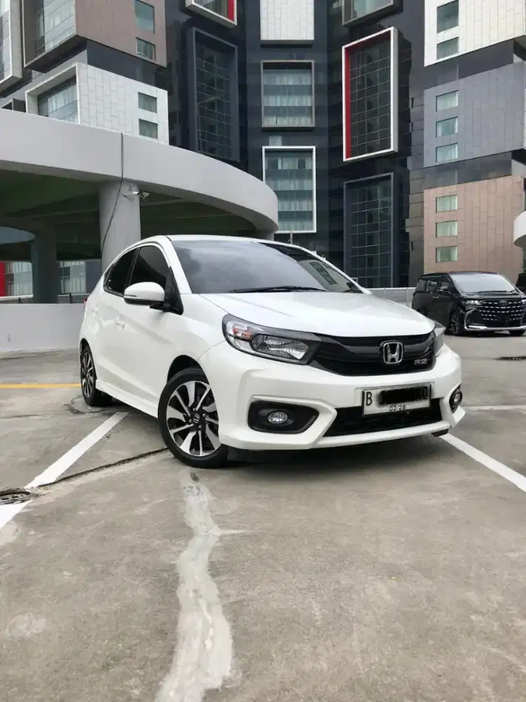 Km 26rb Honda Brio Satya 1.2 RS CVT Th 2023 Putih Like New Condition!!