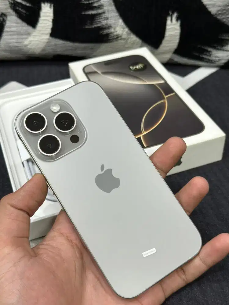 iPhone 16 Pro 256Gb iBox