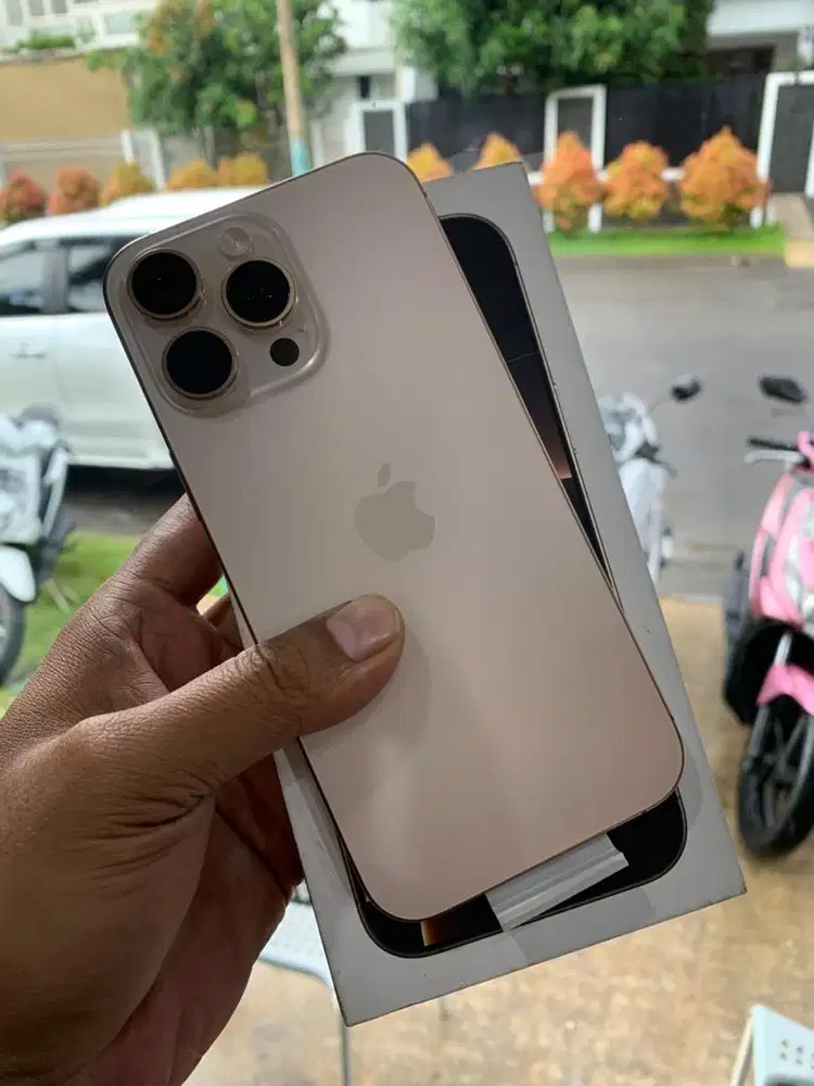 iPhone 16 Pro Max 256 GB iBox Fullset