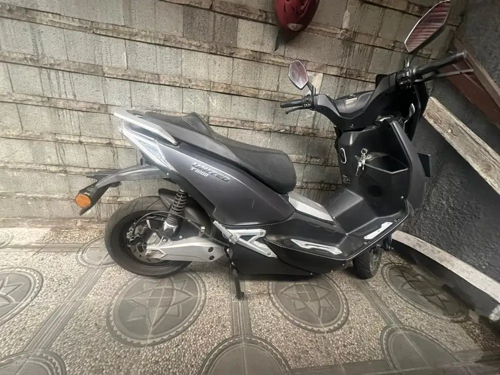 Motor Listrik United T1800