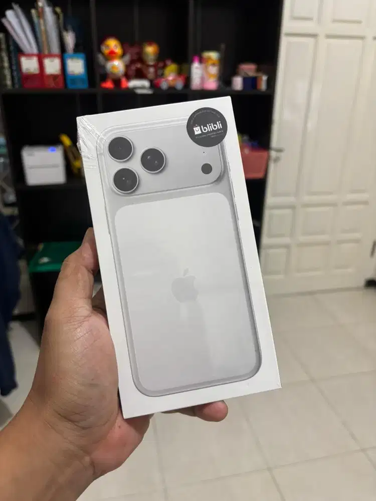 iphone 17 promax 256gb silver