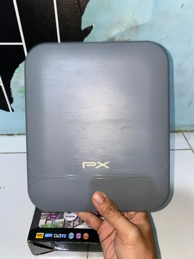 PX Antena TV Digital Indoor Outdoor Booster DVBT2 4K DA-6120