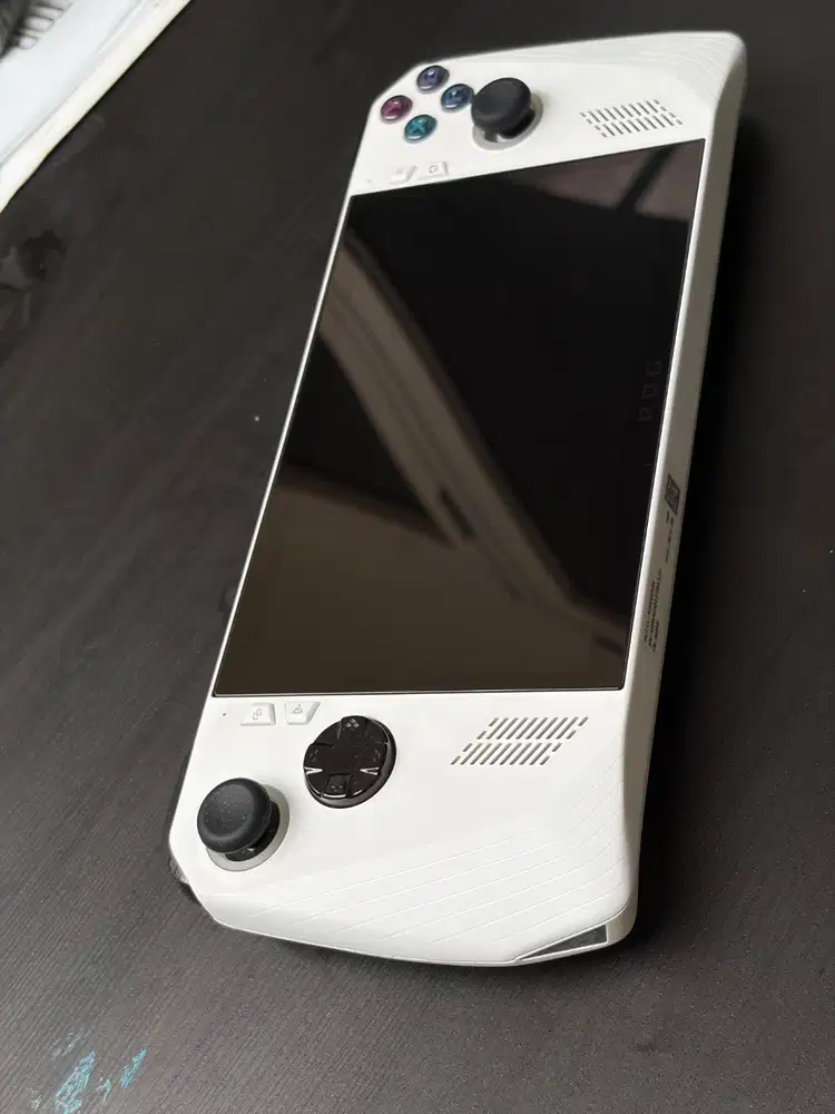 WTS - Asus ROG Ally Z1 Extreme