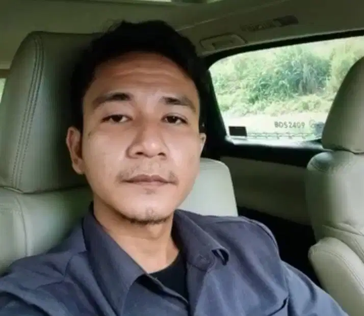 Mencari lowongan kerja supir pribadi