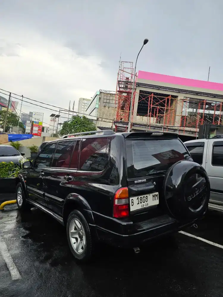 Grand Escudo Xl7 Matic Top Gagah