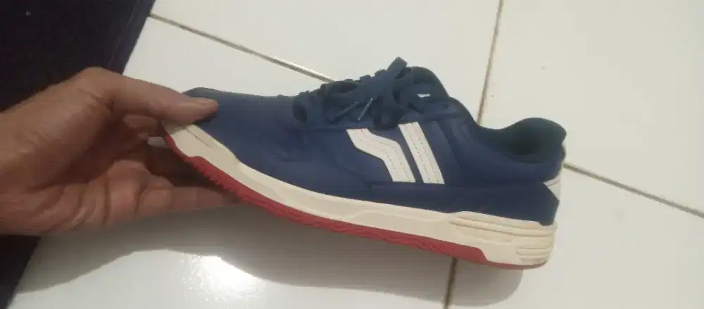 sepatu piero 44