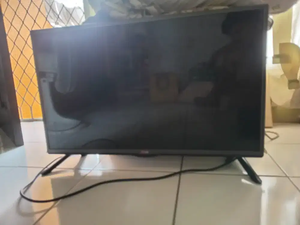 LED TV LG 32inc, dolby atmos, body mulus