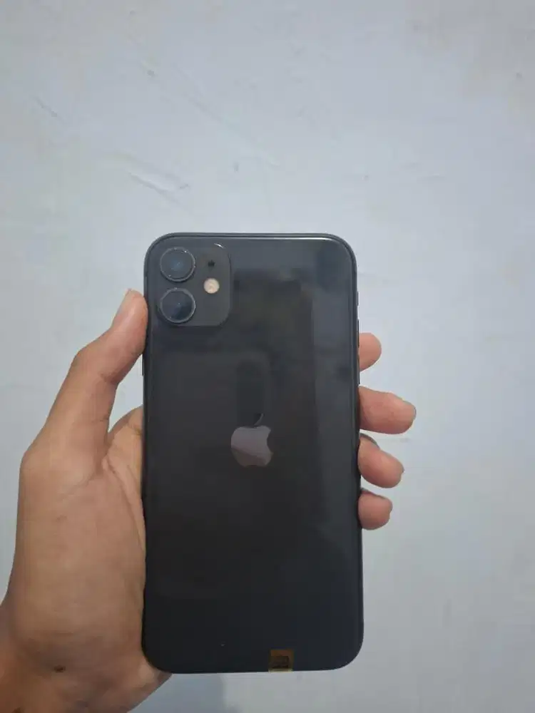 Iphone 11 black 64gb bh 86%