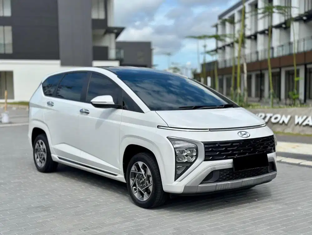 (KM 100 PERAK) HYUNDAI STARGAZER PRIME CAPTAIN SEAT 2025 PUTIH HITAM