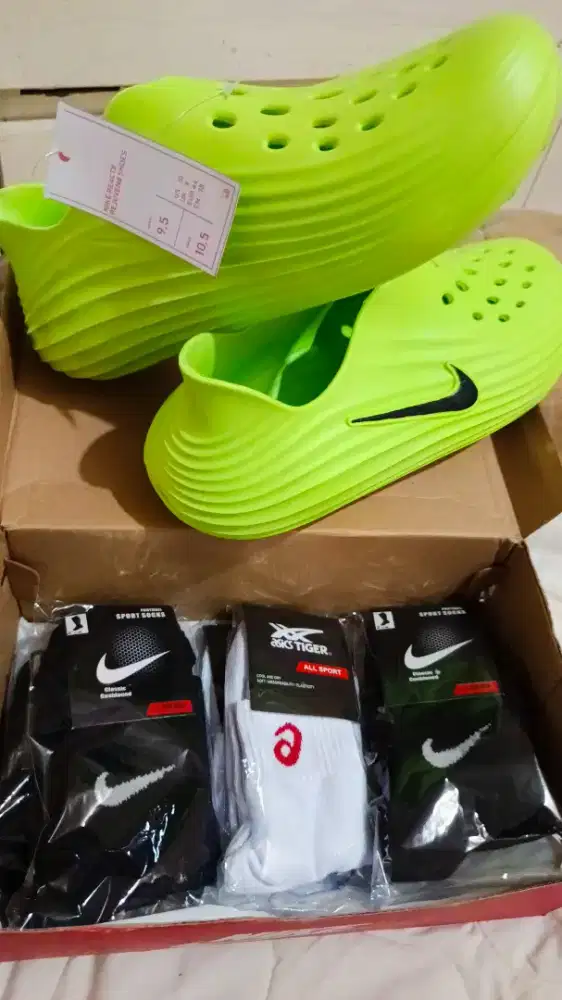 Nike ReactX Rejuven8 Shoes/Clog