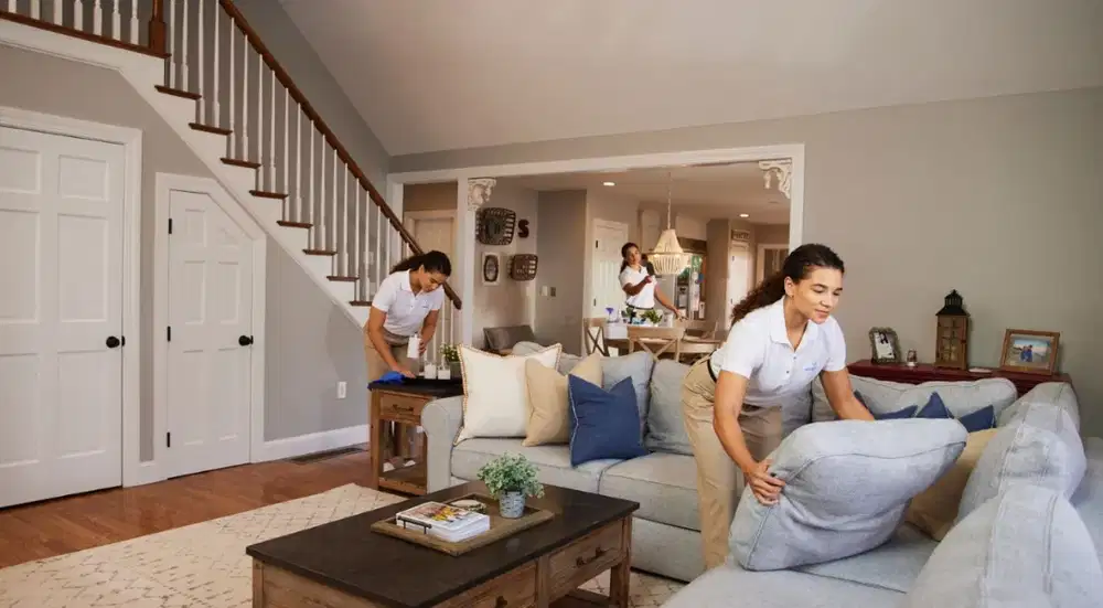 Loker Khusus Wanita (Personal Maid / Caregiver)