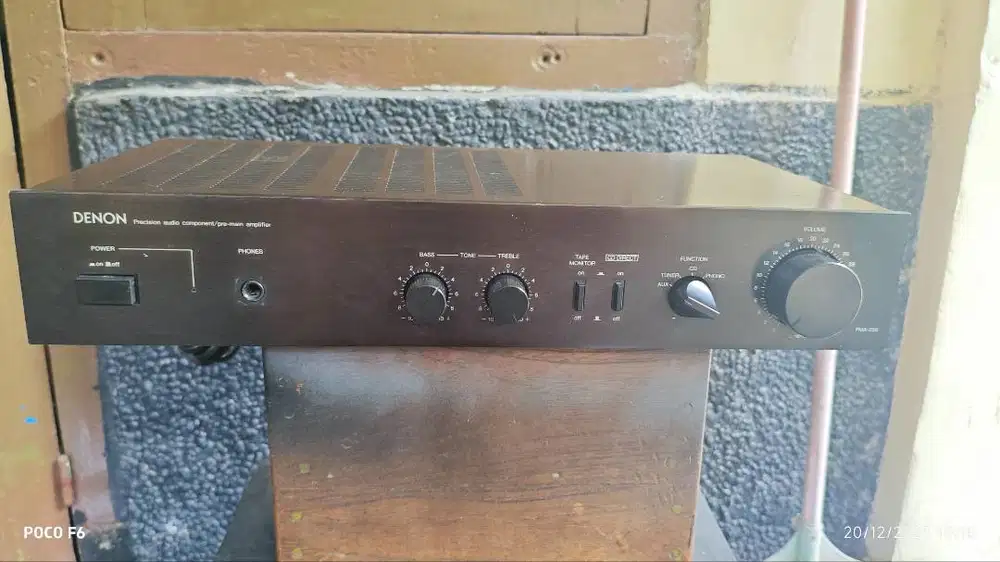 Amplifier Denon Pma-250 stereo integrated
